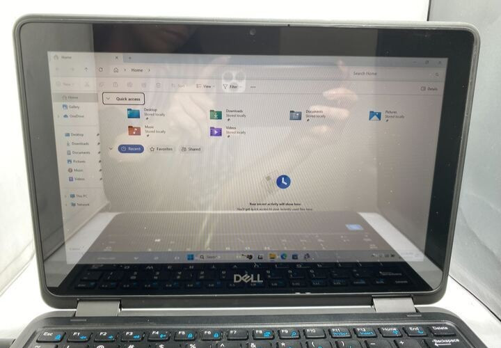 Dell Latitude 3190 2 in 1 11.6″ Intel Pentuim N5030 @1.10GHz 4GB RAM 128GB SSD