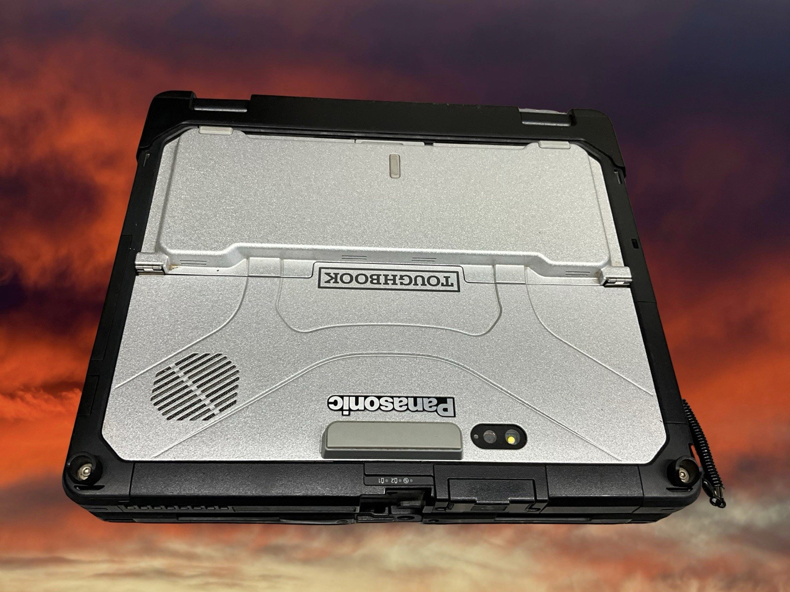 Toughbook Panasonic CF-33 I5-6300U 8GB RAM 256GB SSD Win11P W/CHARGER