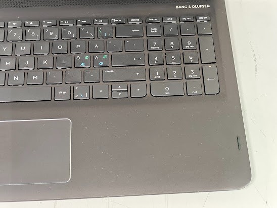 HP Envy x360 Convertible X3L47EA#UUW – AMD A9-9410, AMD Radeon R5 Graphics, 8 GB