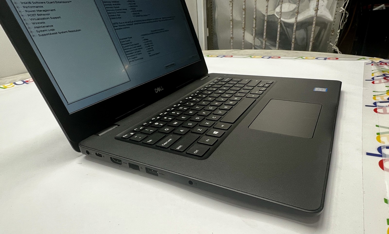 Dell Latitude 3490, intel i5, 8GB, 240GB SSD, Windows 11 Pro /w charger