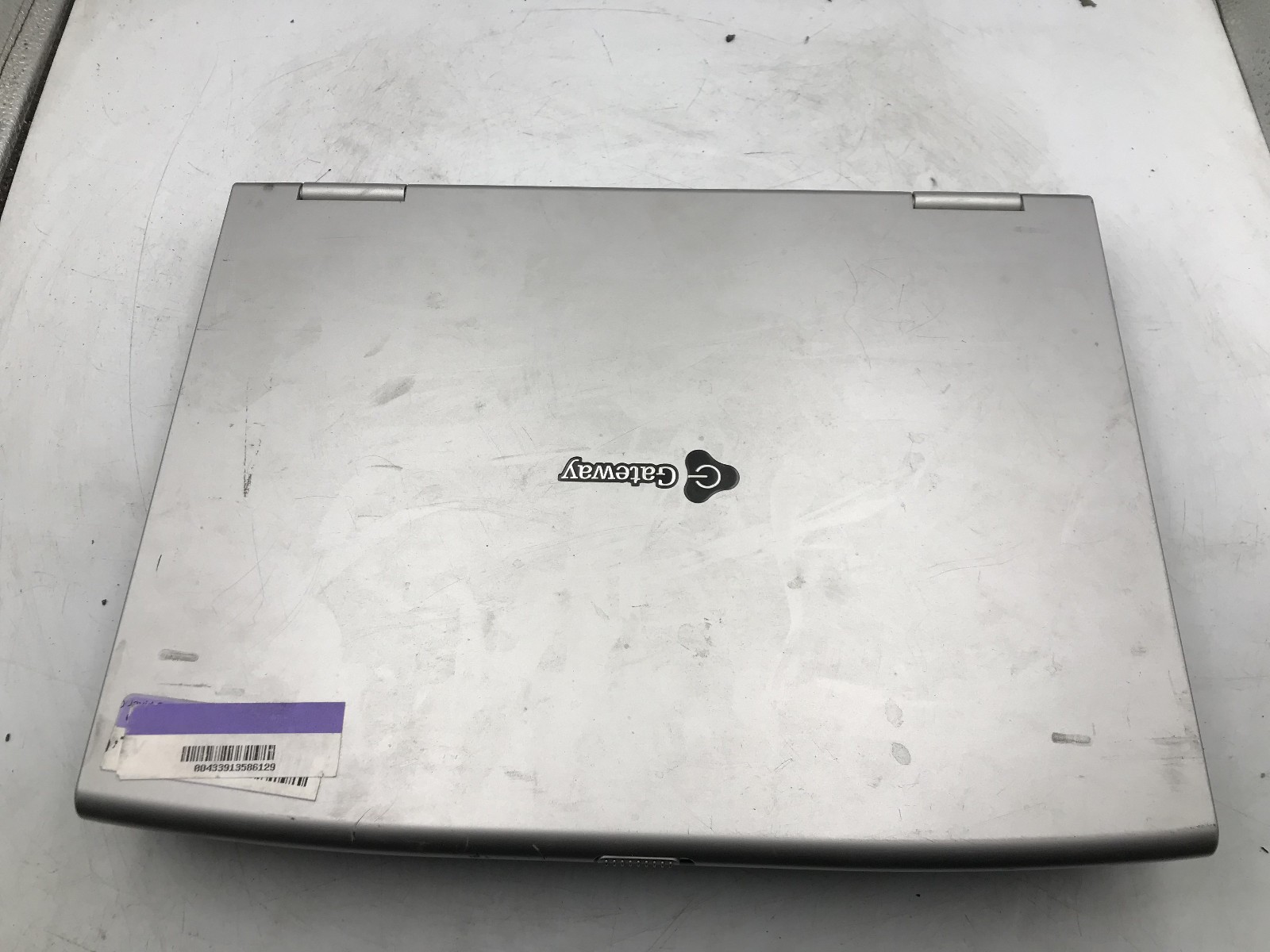 GATEWAY 7210 LAPTOP – BOOTS TO BIOS – AMD ATHLON XP – 1MB RAM – READ DESC – BB!!