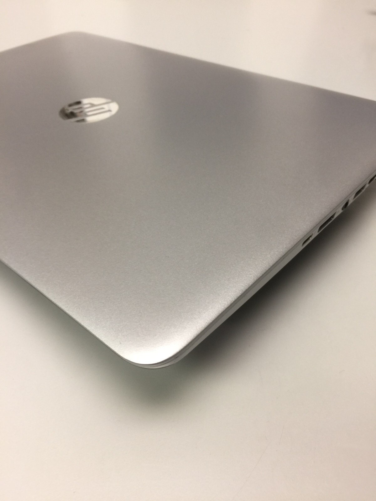 HP EliteBook 850 G3 15.6″ (256GB Core i5 6th gen 2.30GHz 8GB RAM WIN 11 PRO