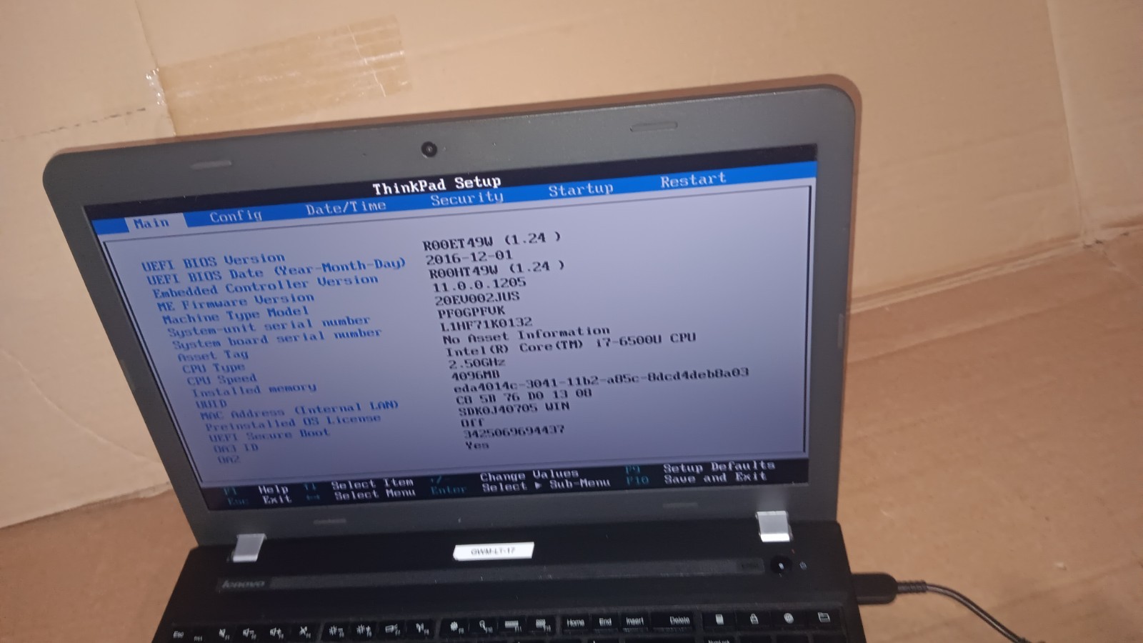 Lenovo Thinkpad E560 Laptop intel core i7-6500U @ 2.50 GHZ 15.6″ LCD Screen
