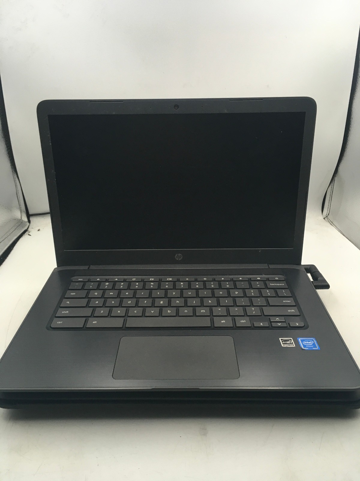 HP CHROMEBOOK 14 G5 -LOT OF 2- BOOTS TO OS/FOR PARTS – INTEL CELERON -READ- BB