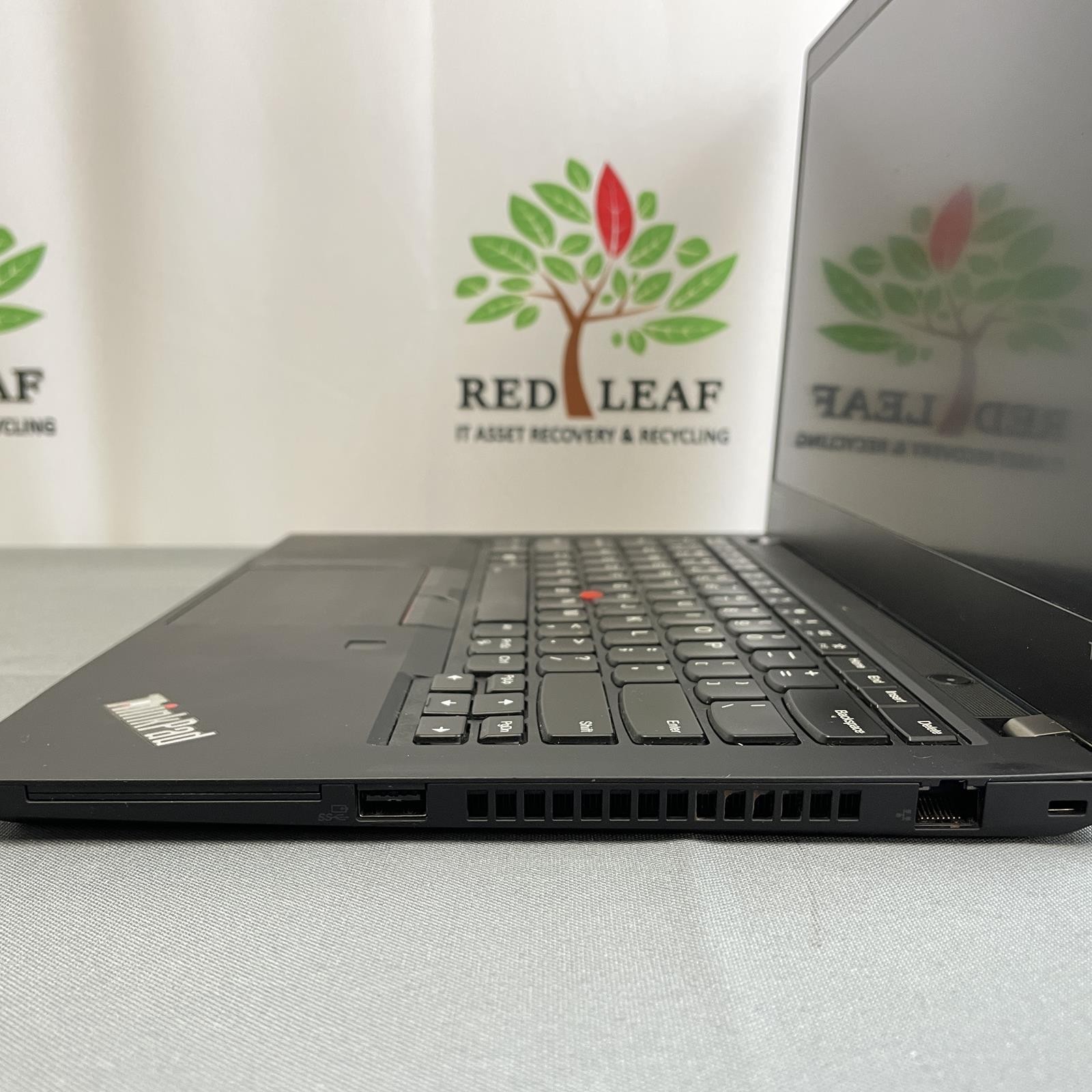 Lenovo ThinkPad T490 14 in FHD, Core i5-8365U, 16 GB, 512GB NVMe | Grade B