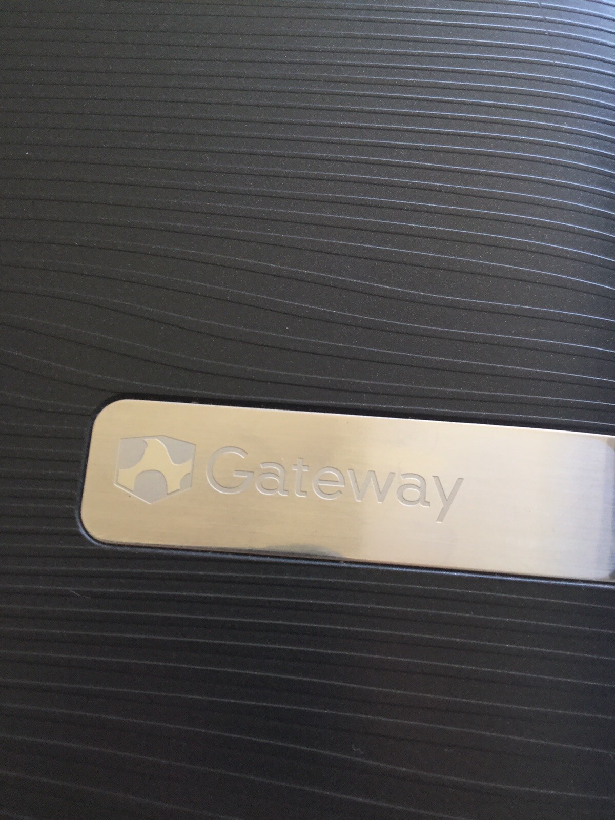 Gateway Laptop Intel Core Inside With Toshiba AC/DC Adaptor Charging Cord