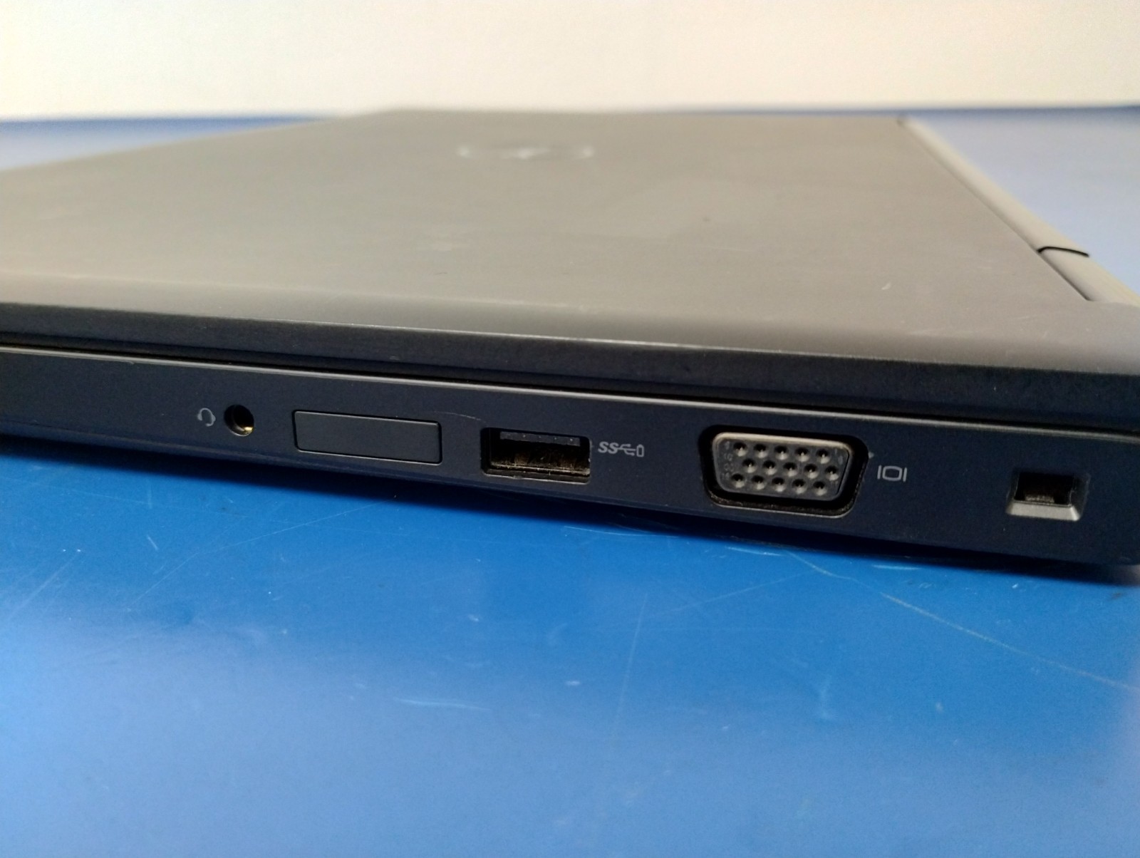 Dell Latitude 5580 15.6″ Intel Core i7-7820HQ 2.90GHz 20GB Ram 256GB SSD Laptop
