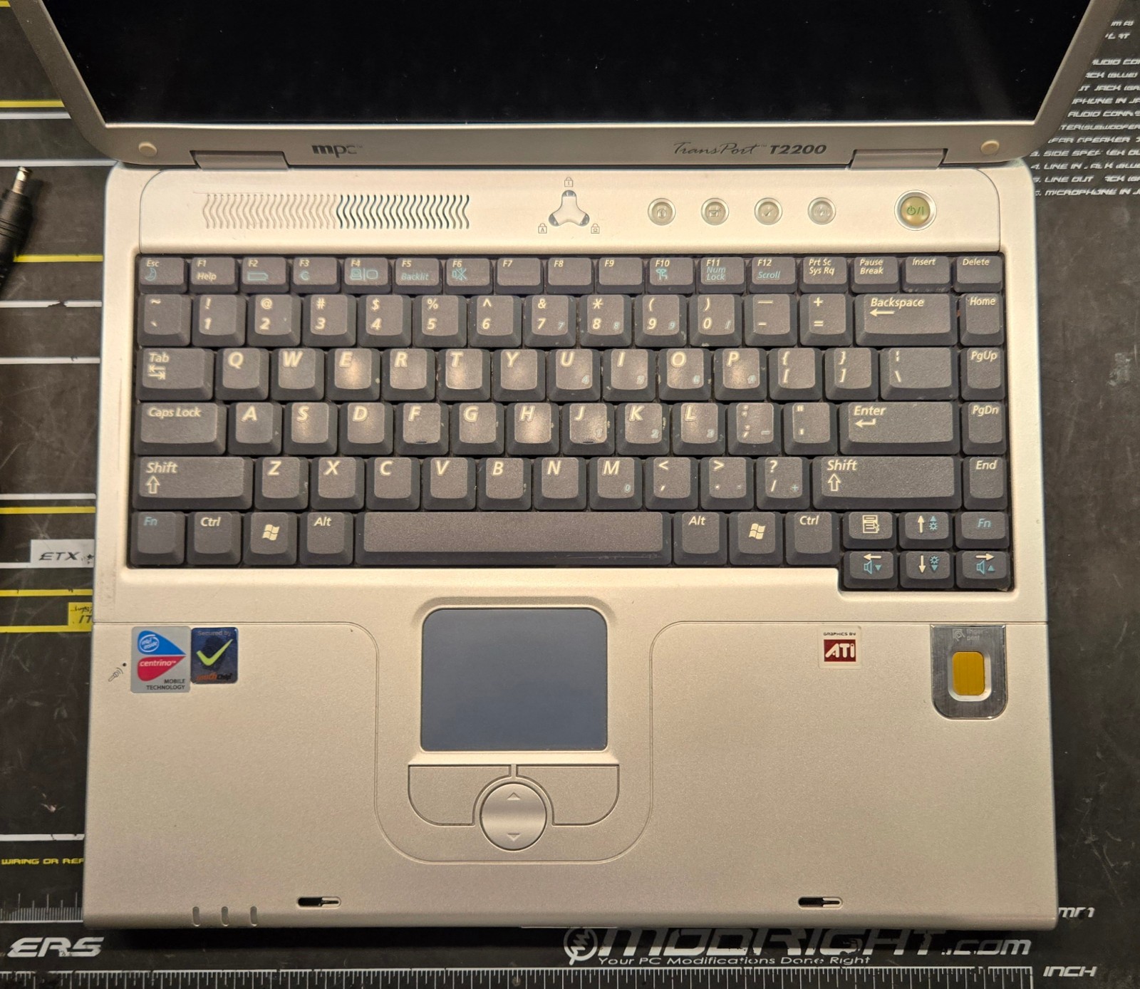 Vintage MPC Transport T2200 (Intel Pentium M @ 1.6 GHz, 768 MB RAM, WinXP Pro)