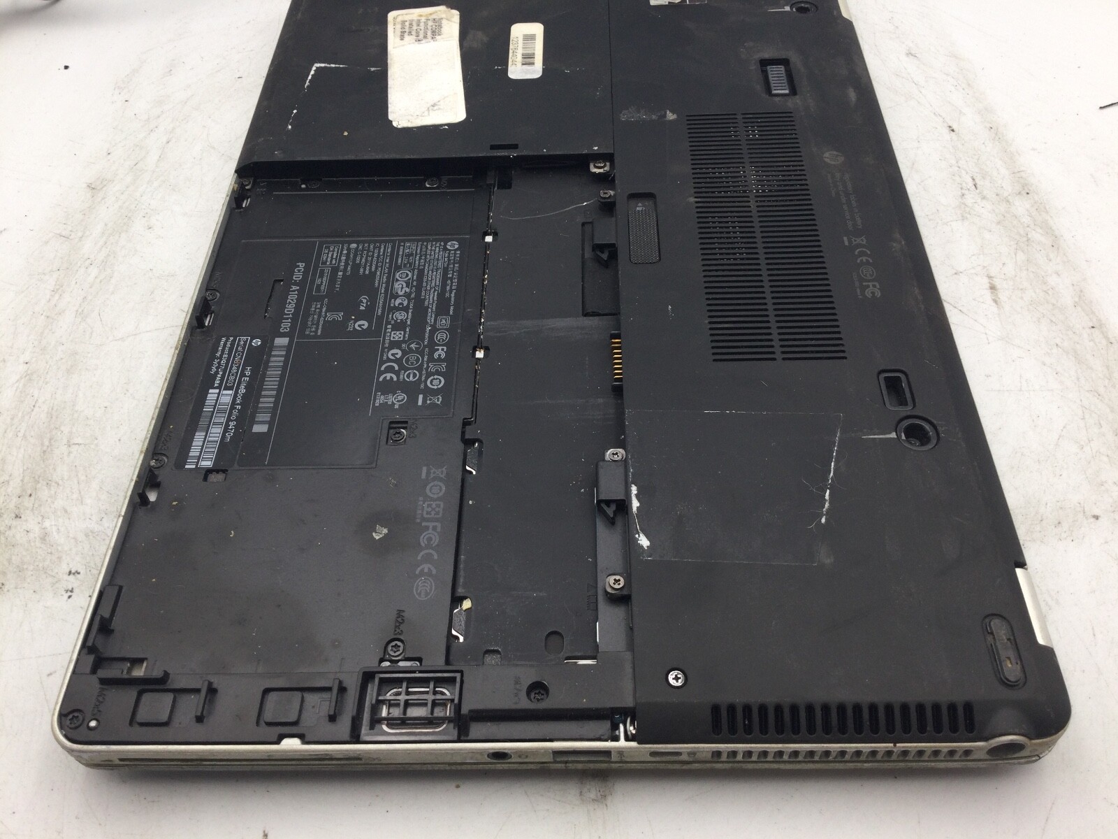 HP FOLIO 9470M – FOR PARTS – INTEL I5 VPRO – NO RAM – 14″ – READ DESCRIPTION -BB