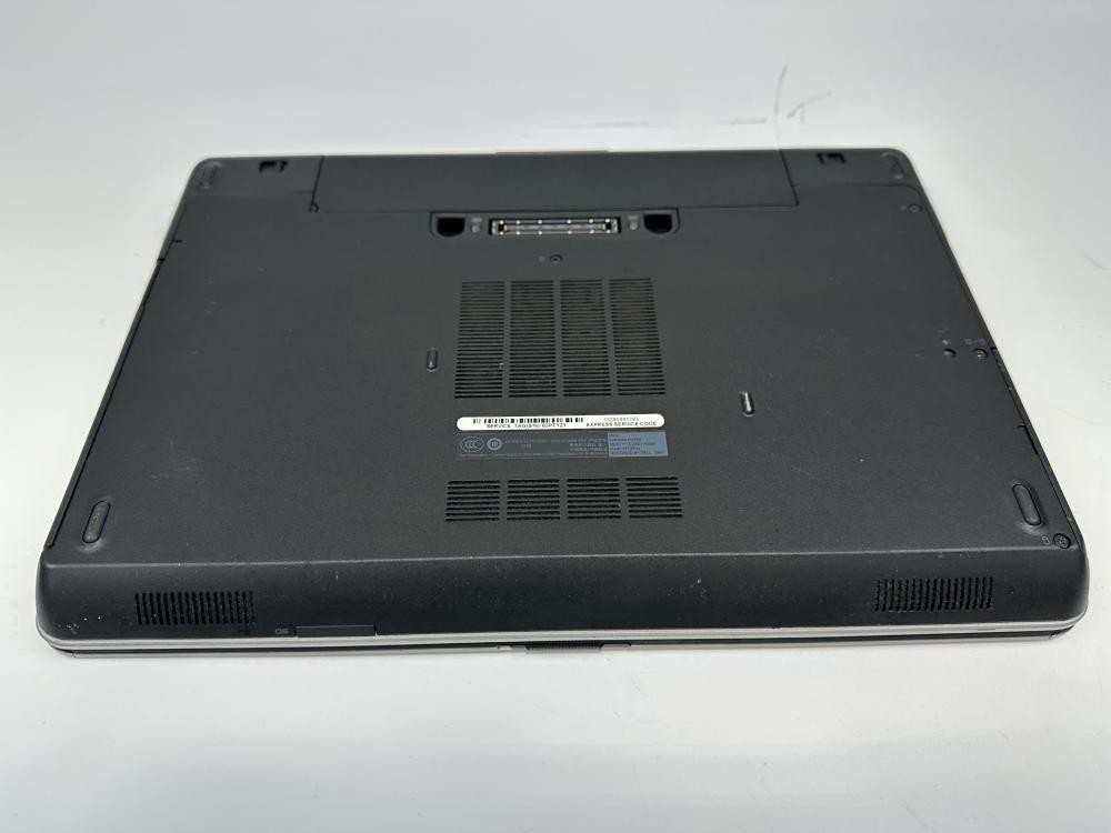 Dell Latitude E6440 256GB P38G001 Gray (Wi-Fi) – Broken