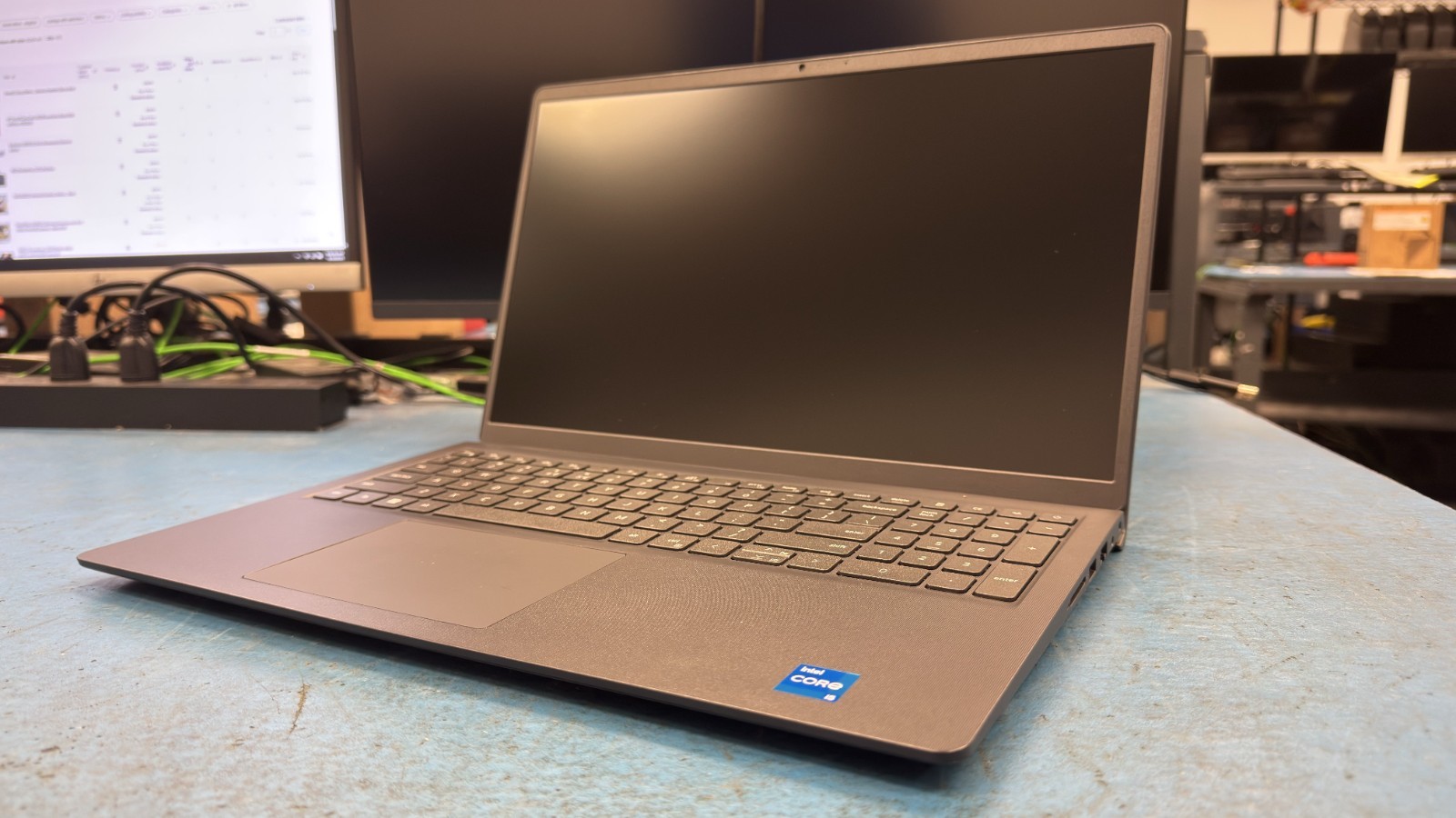Dell Vostro 3520 J5TTPZ3 (Grade B)