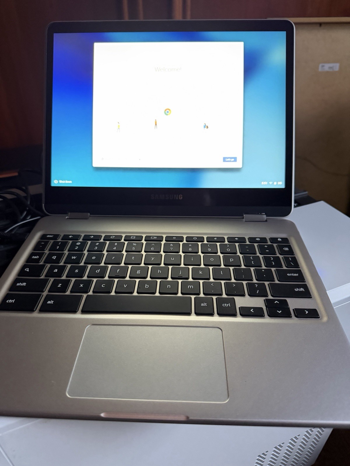 Samsung Chromebook Plus 12.3 ARM 4GB 32GB eMMC Silver XE513C24-K01US 360 Deg