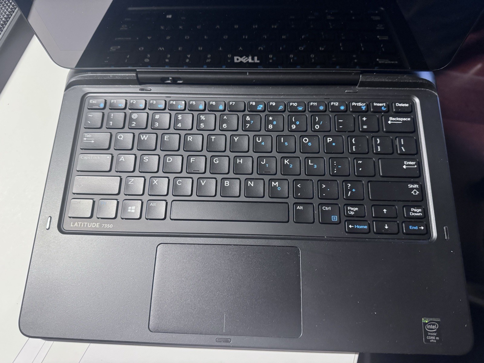 Dell Latitude 7350 TOUCH Core m-5Y71 1.20GHz 8GB RAM 128GB SSD NOOS bad battery