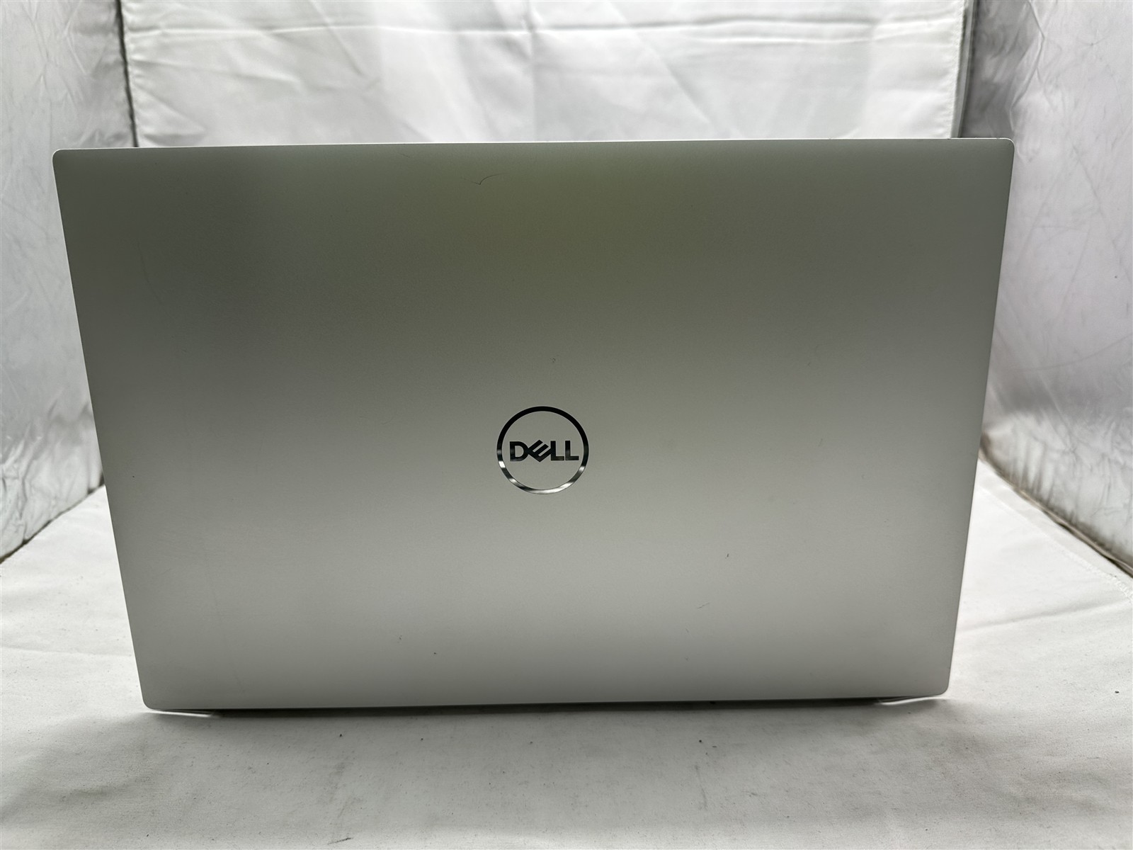 Dell XPS 15 9520 Laptop Intel i9-12th Gen 16GB RAM 512GB NVMe Win 11 RTX 3050