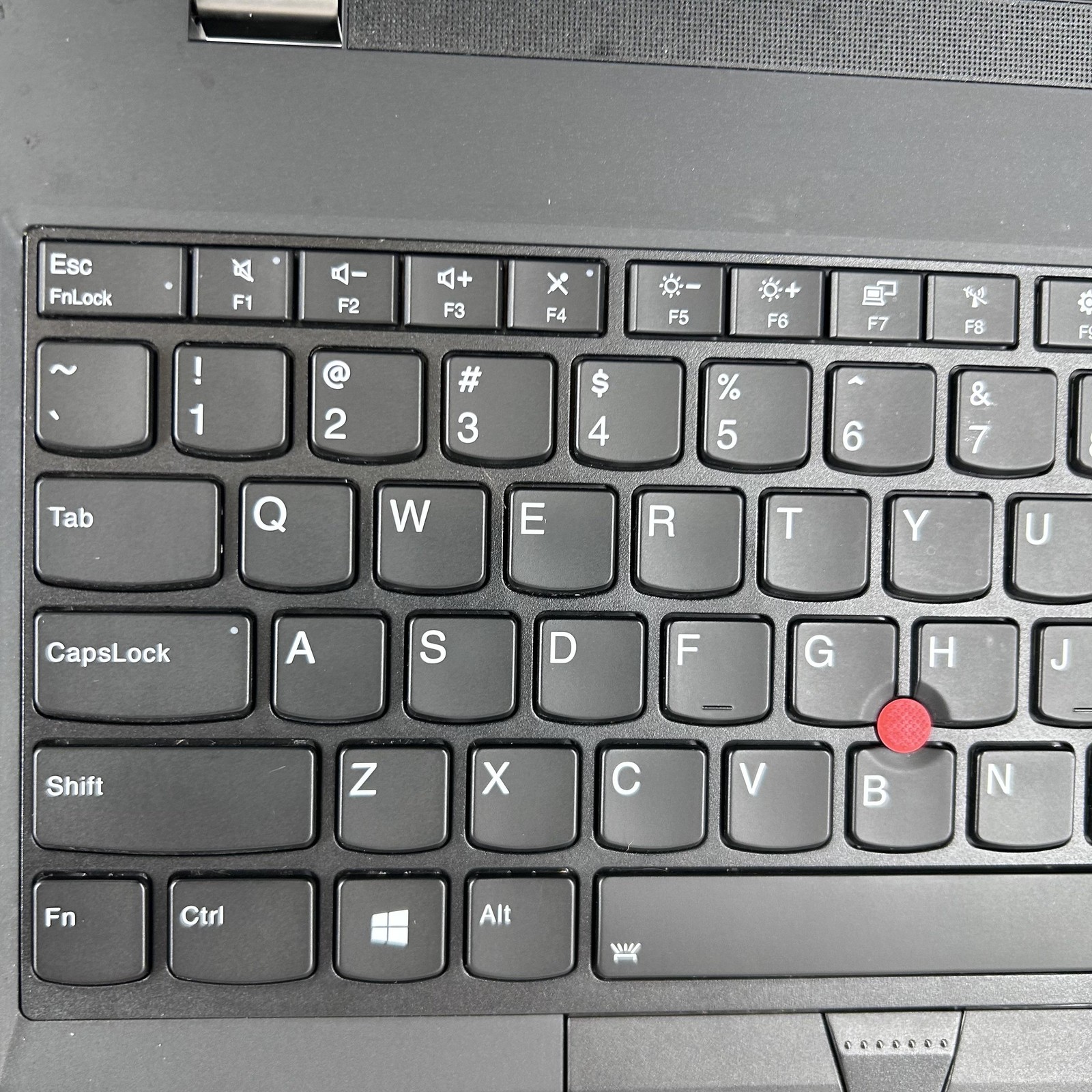 Lenovo ThinkPad T590 15.6 FHD i7-8665U 1.90GHz 8GB 256GB SSD NVIDIA MX250 Good