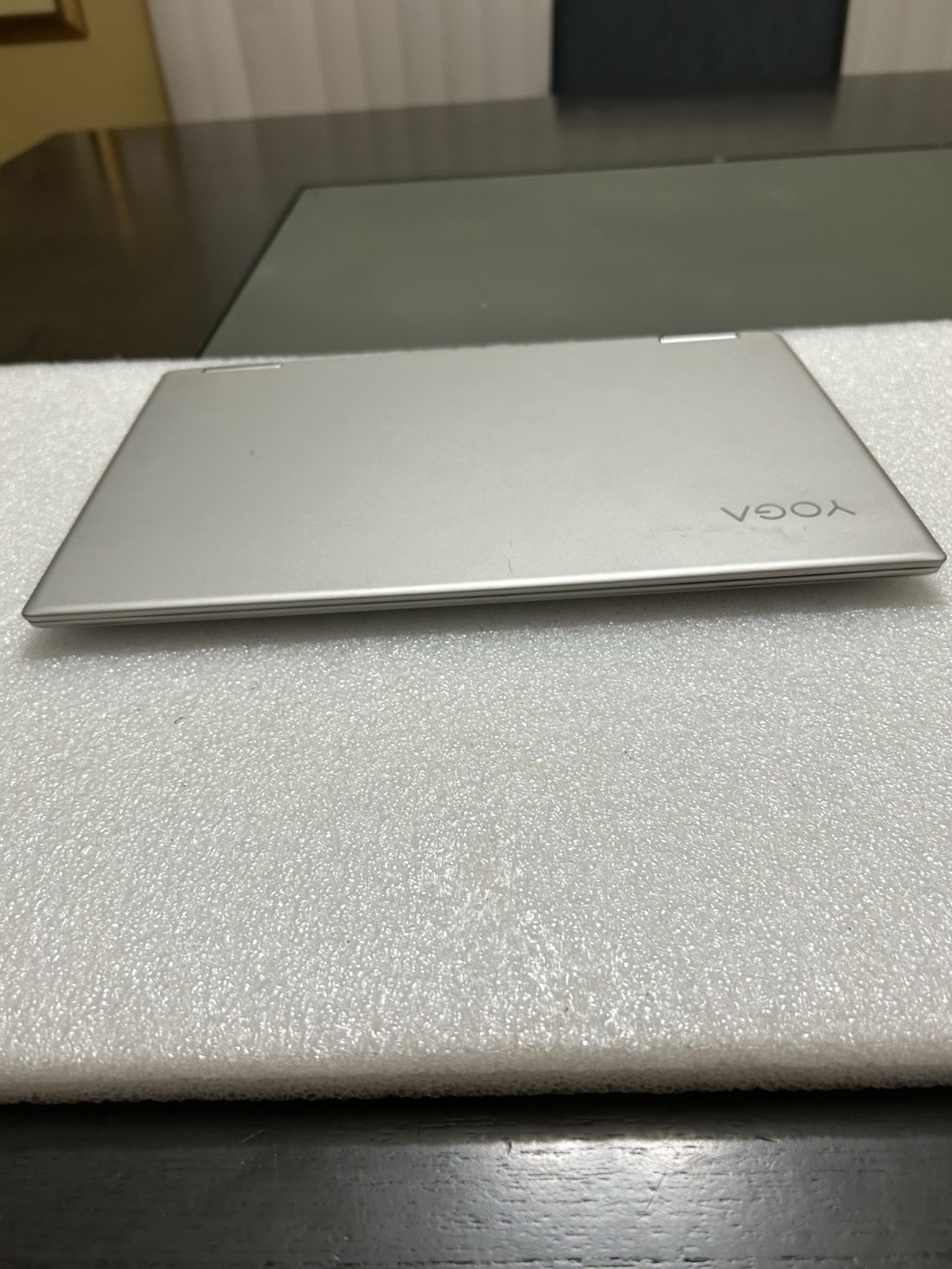 Lenovo Yoga 720-13IKB 13.3″ Intel i5 Silver Laptop No SSD No OS Powers On