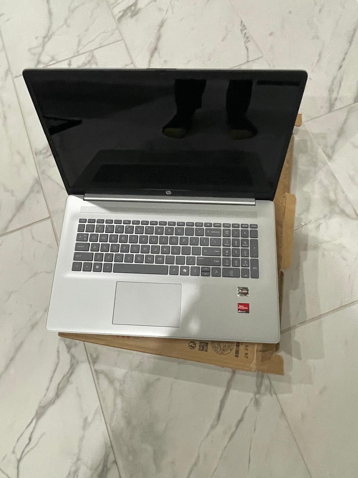 HP 17.3″ + Touchscreen Laptop – AMD Ryzen 5 7430U -16GB Memory – 1TB SSD – W11