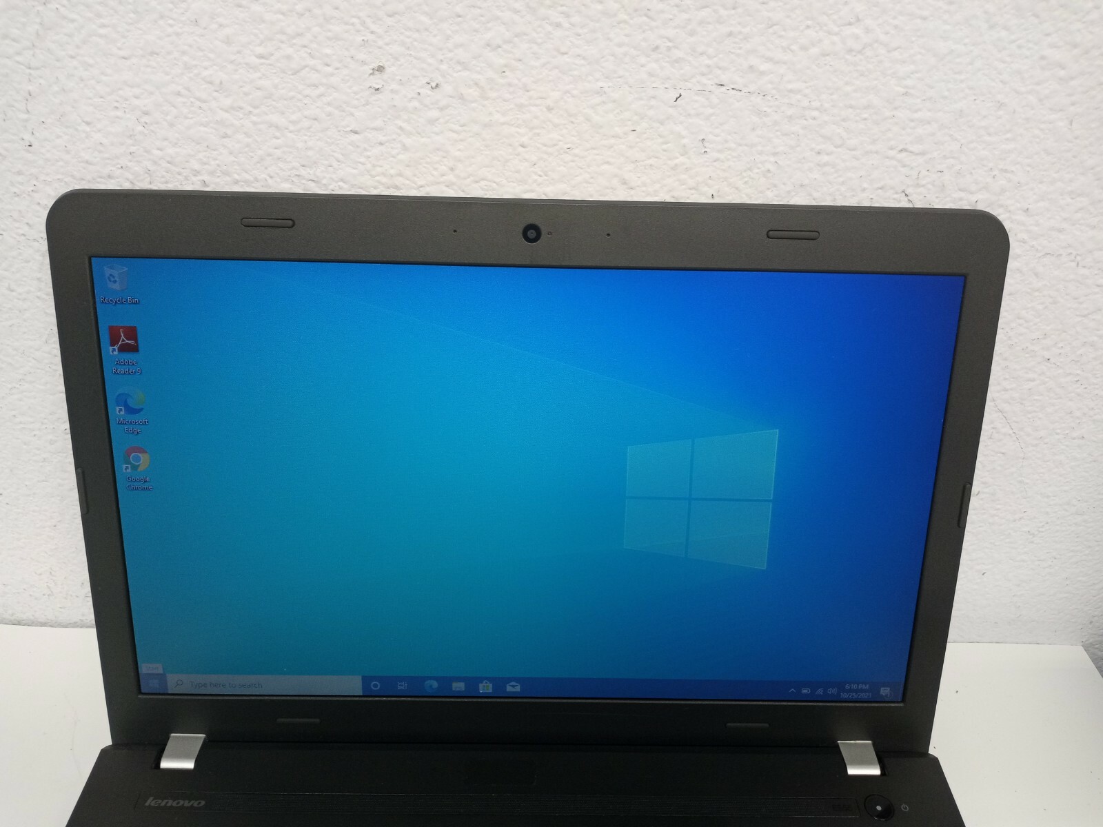 Lenovo Thinkpad E555 15.6” AMD A6-7000 Radeon R4 2.2GHz 4GB 500GB HDD BT Win10