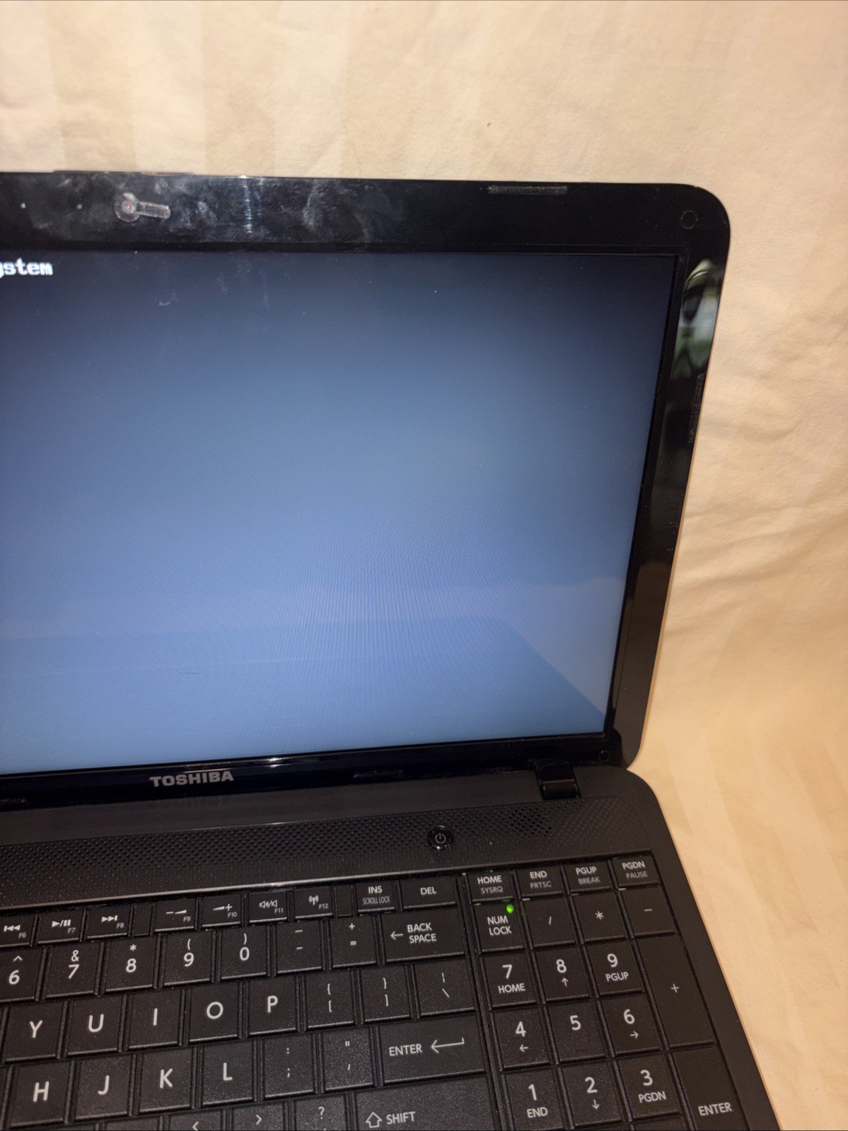 toshiba Satellite c855d-s5116 15.6″ Notebook AMD A6-4400M 2.70 GHz, 4 GB NO HD