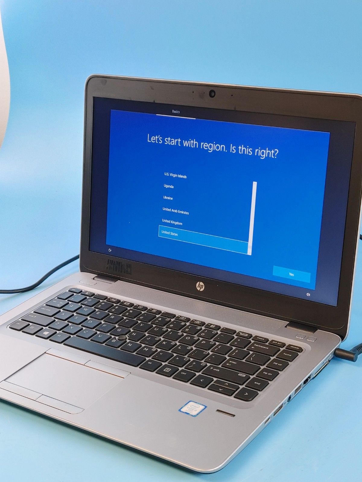 HP EliteBook 840 G4 2ST93US 14 i5-7300U 2.6 16GB 256GB SSD WINDOWS 10 PRO