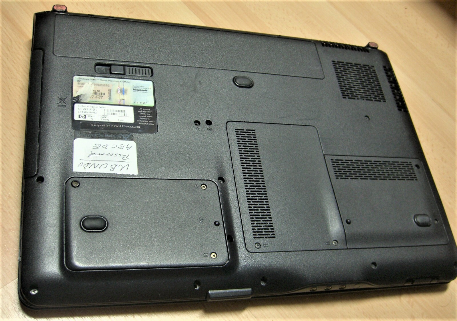 HP Pavilion DV9700 Laptop for Parts or Repair (Working Motherboard)