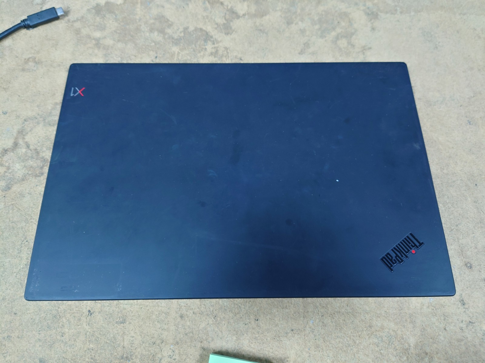 Lenovo X1 Carbon 7th Gen 14″ FHD i5-8265U 8GB RAM 256GB SSD No OS