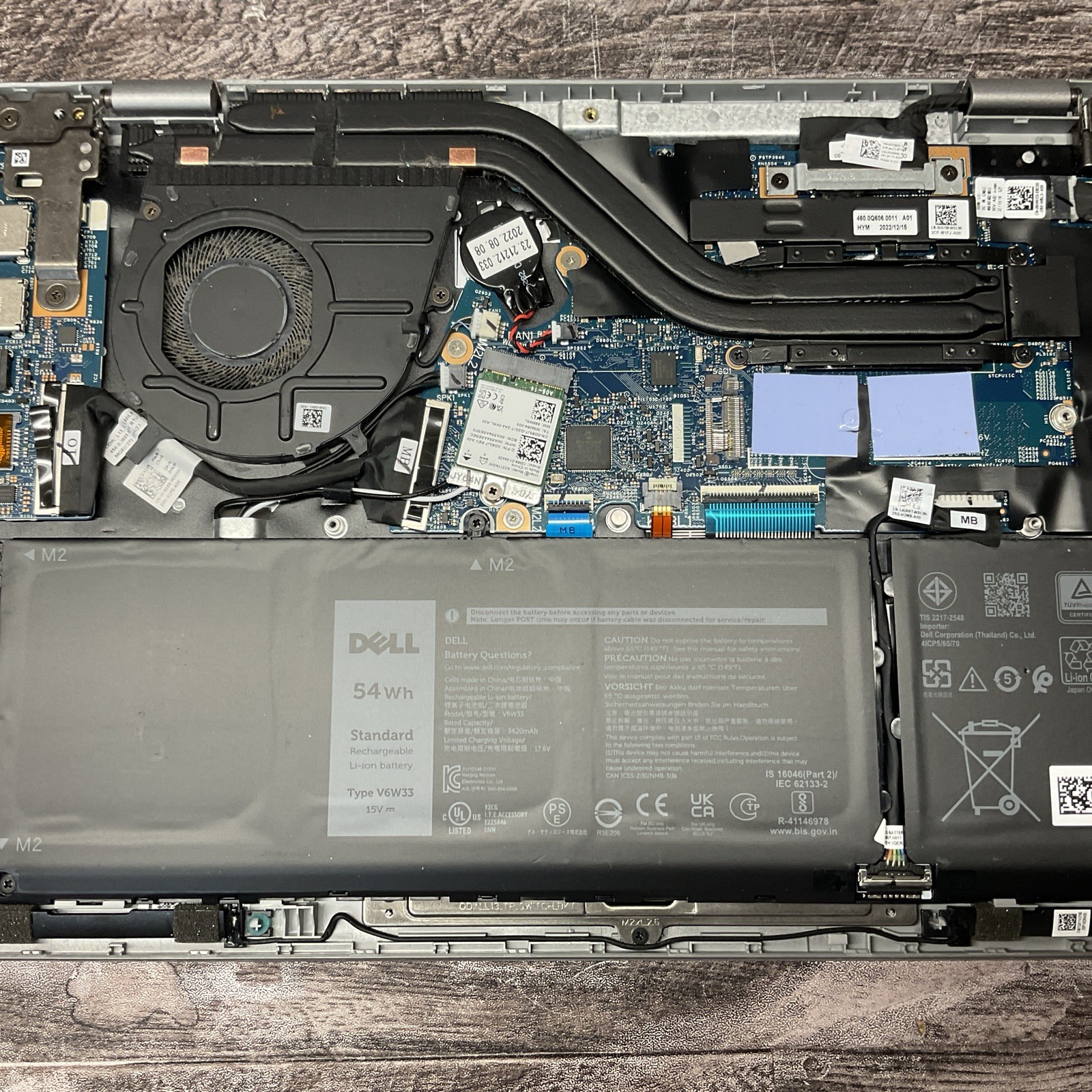 Dell Latitude 3330 / i5 12th Gen / 16GB RAM / Touchscreen / BIOS Unlocked / C5