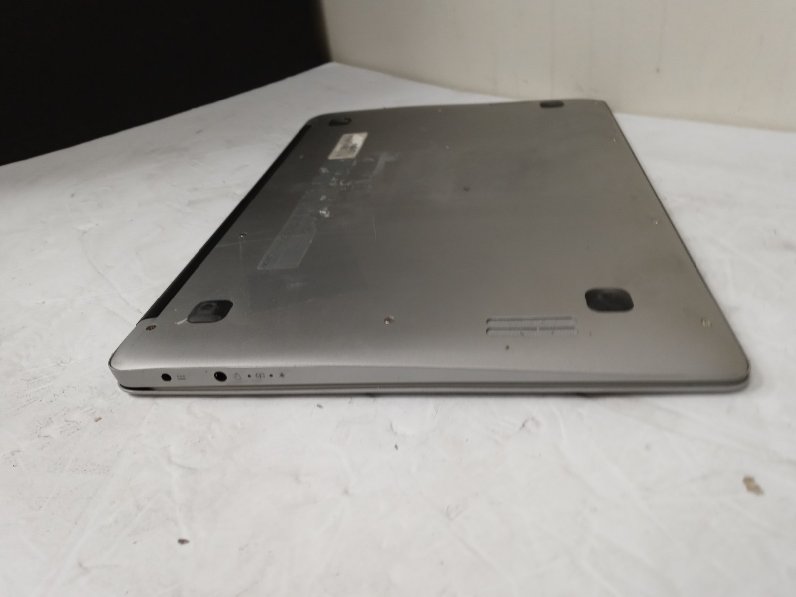 Acer ChromeBook 14 CB3-431 Atom x5 e8000 1.04GHz 4gb RAM 32gb SSD 14″ HD NO ADAP