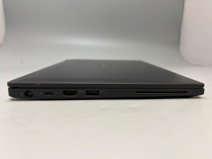 13.5″ Dell Latitude 7380 Laptop Intel i7-7600U @2.80 GHz NO RAM NO SSD