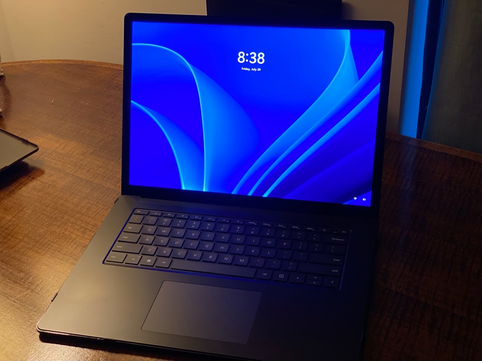 Microsoft Surface Laptop 3 15″ (256GB SSD, AMD Ryzen 5 3rd Gen., 3.70 GHz, 8 GB)