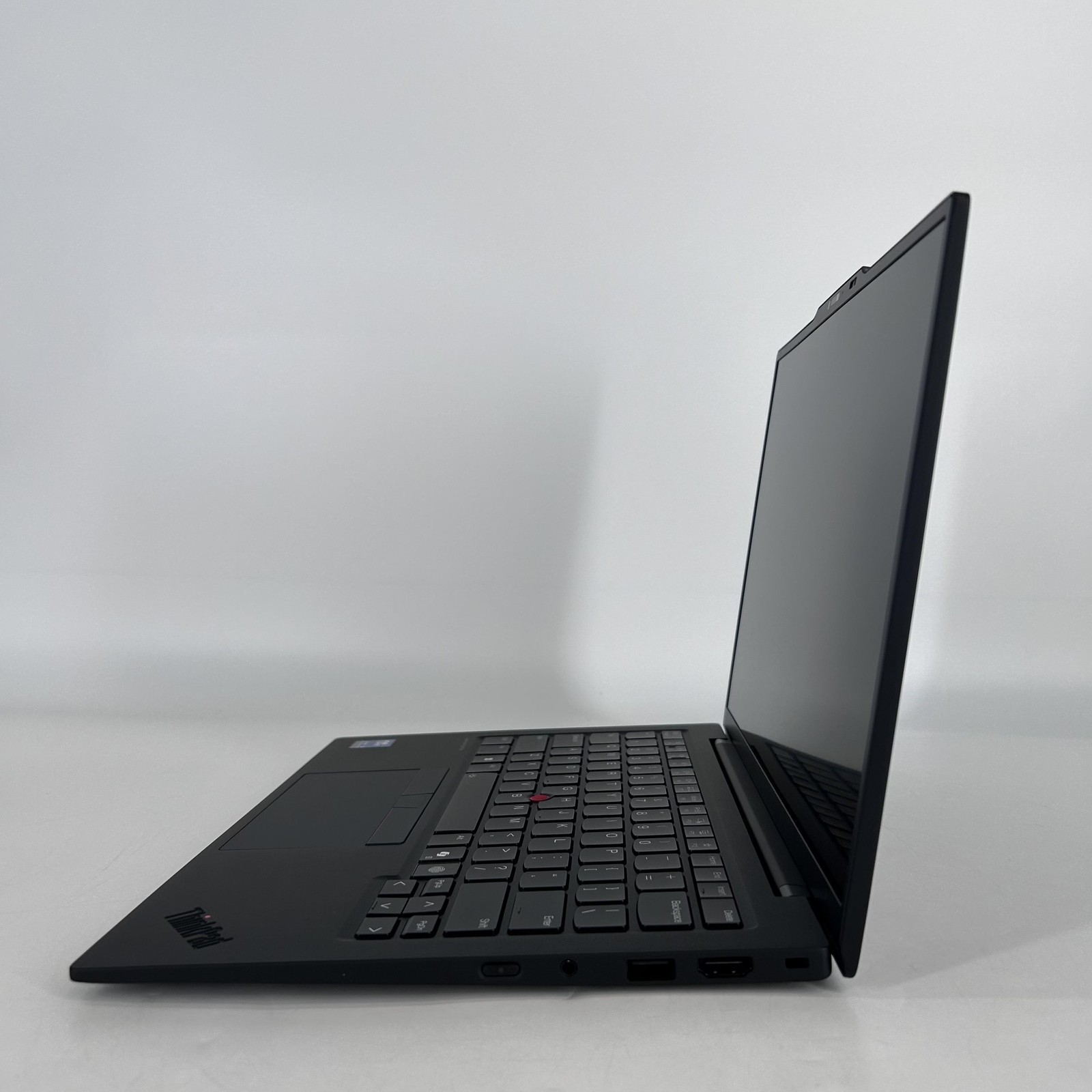Lenovo ThinkPad X1 Carbon Gen 13 14 TOUCH 2.1 GHz Ultra 5 226V 16GB 512GB SSD