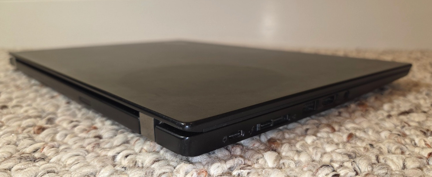 Lenovo ThinkPad T490s 14″ (512 GB SSD, Intel Core i7-8565U, 1.8 GHz, 16 GB RAM)