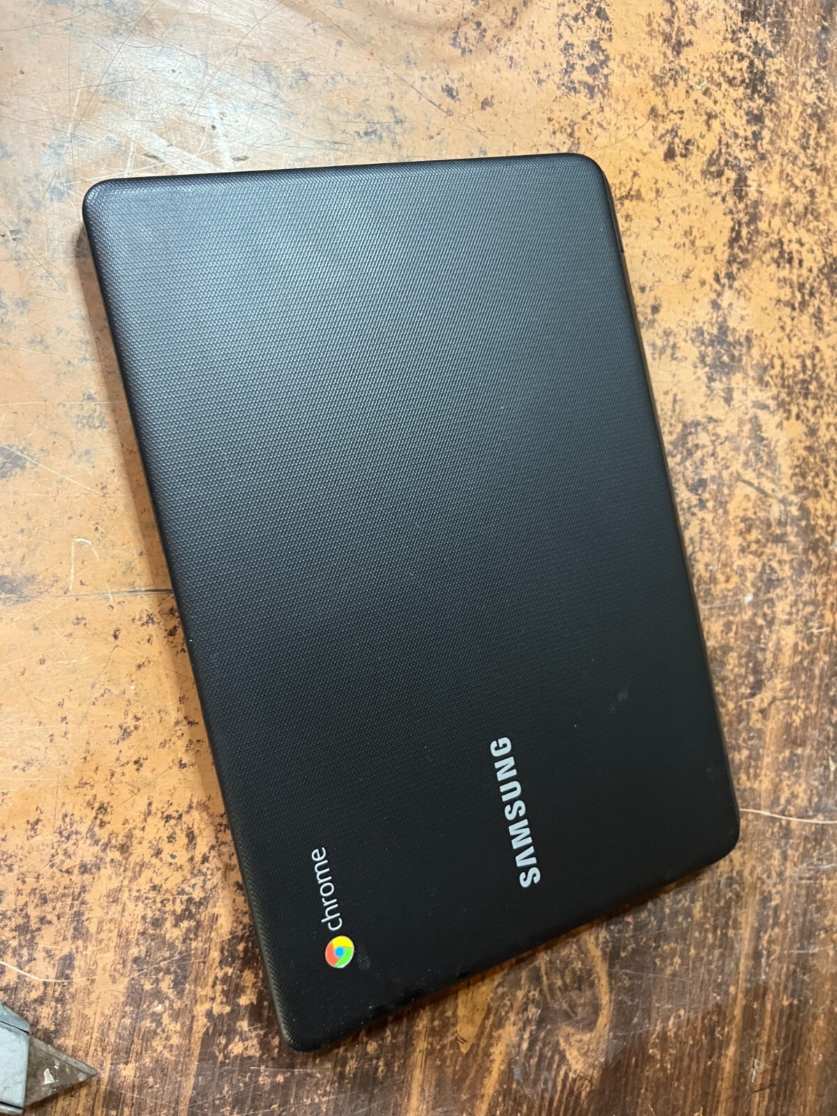 Samsung ChromeBook 3 11.6″ (16 GB, Intel Celeron, 1.60 GHz, 4 GB) Laptop – Black