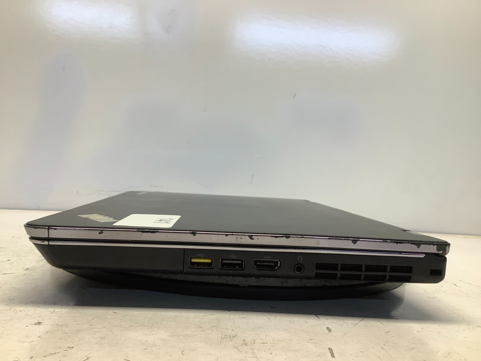 Lenovo ThinkPad E420S Intel i5-2410M 2.3GHz 4 GB NO HDD/Battery