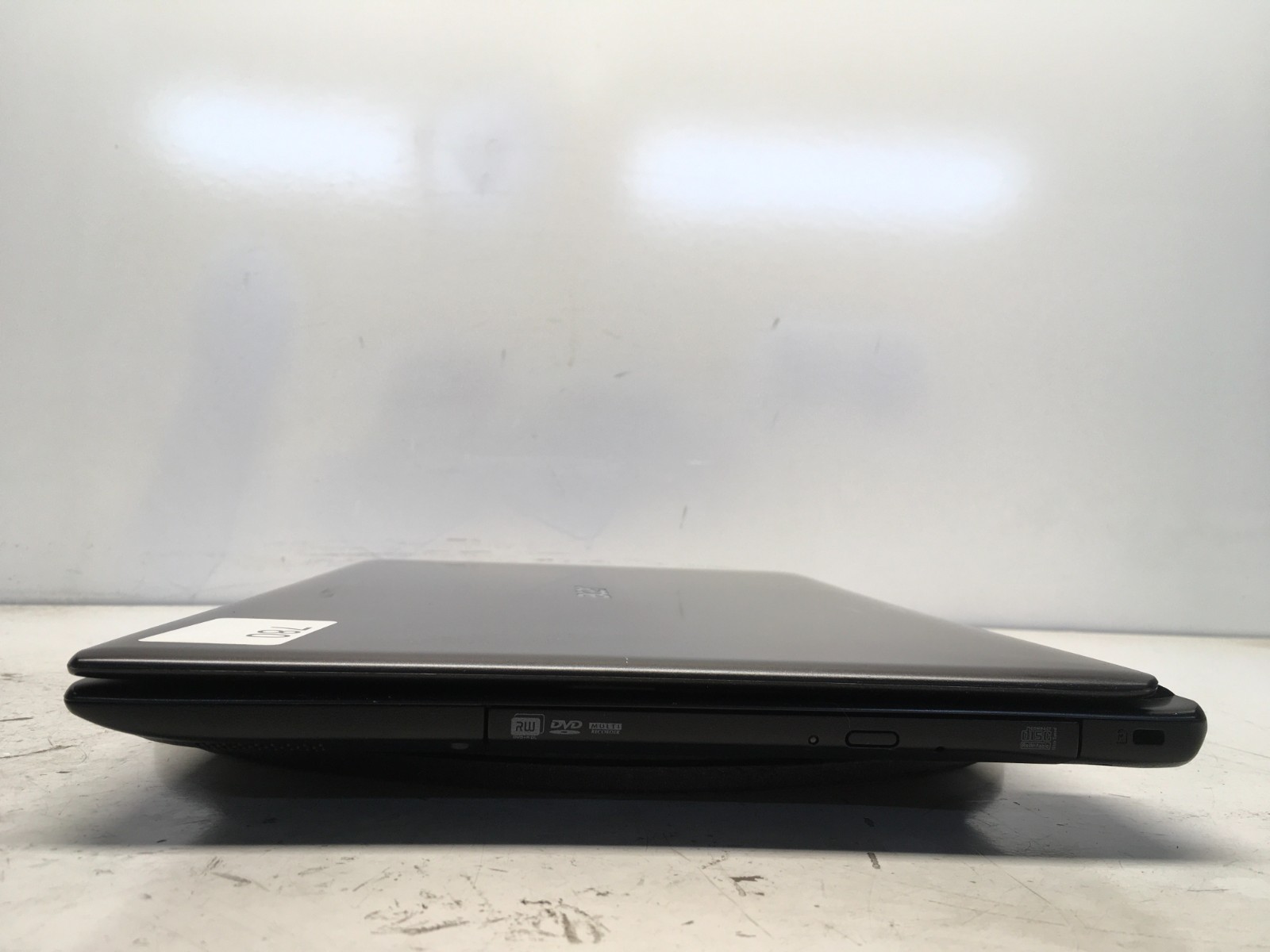 Acer Aspire V5-531 Intel Pentium 967 1.3GHz 4 GB NO HDD