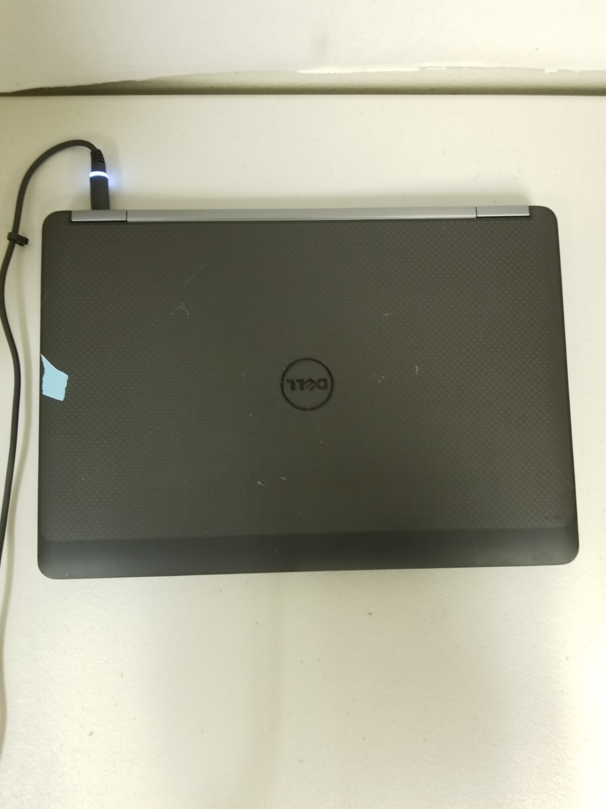 Dell Latitude E7270 Core i7-6600U 2.60GHz 8GB RAM! No HDD/OS! SCREEN ISSUES