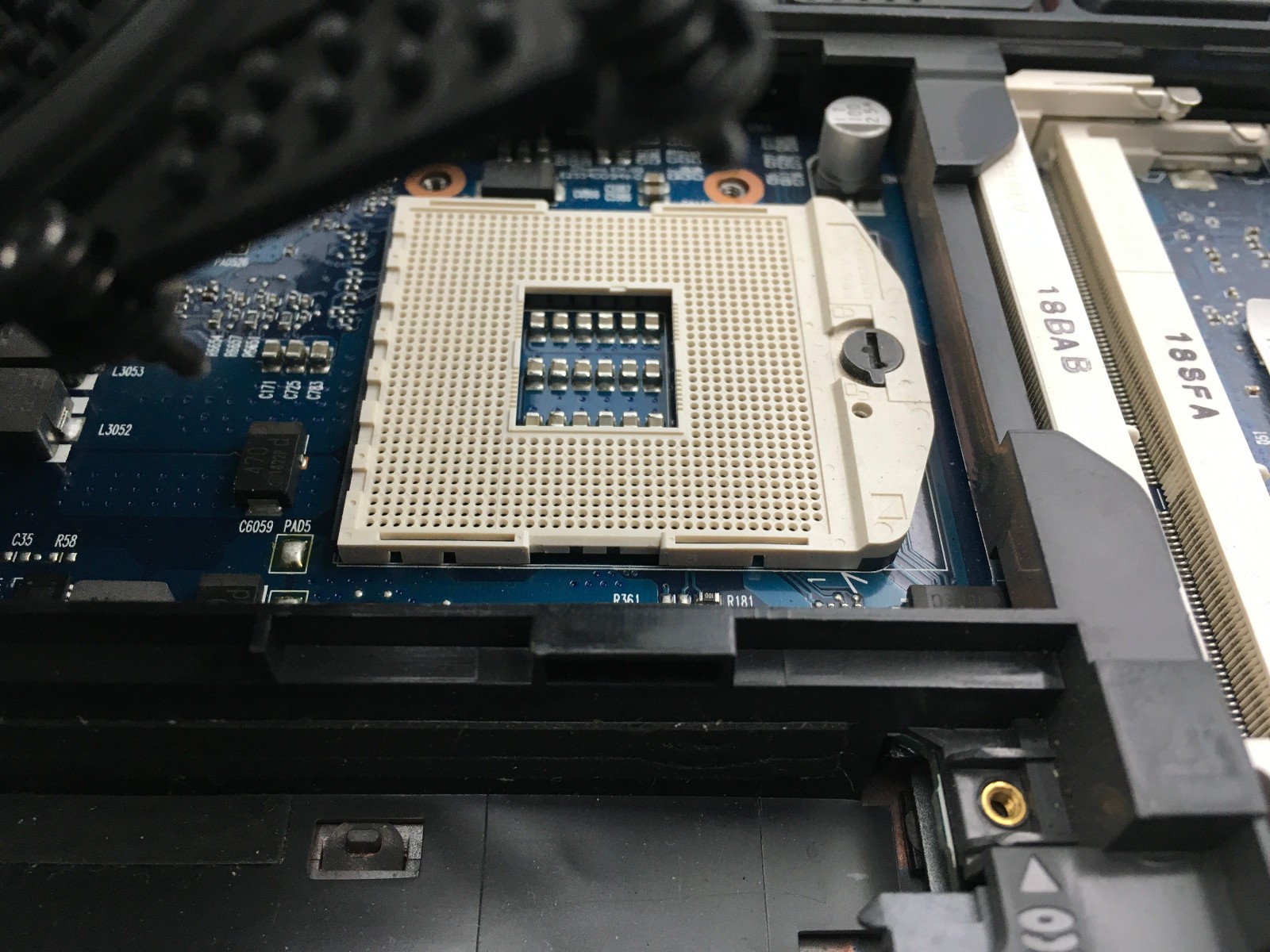 HP PROBOOK 6460B – FOR PARTS/MISSING PARTS – NO CPU – NO ARM – READ DESC – BB