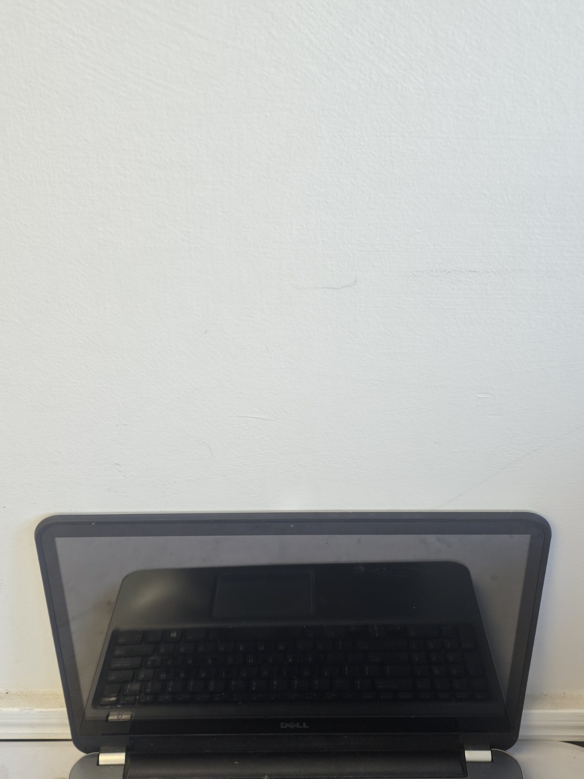 Dell Inspiron 5537 Laptop – Intel i5-4200u – 8GB RAM – 1TB HDD – Win 10 – READ