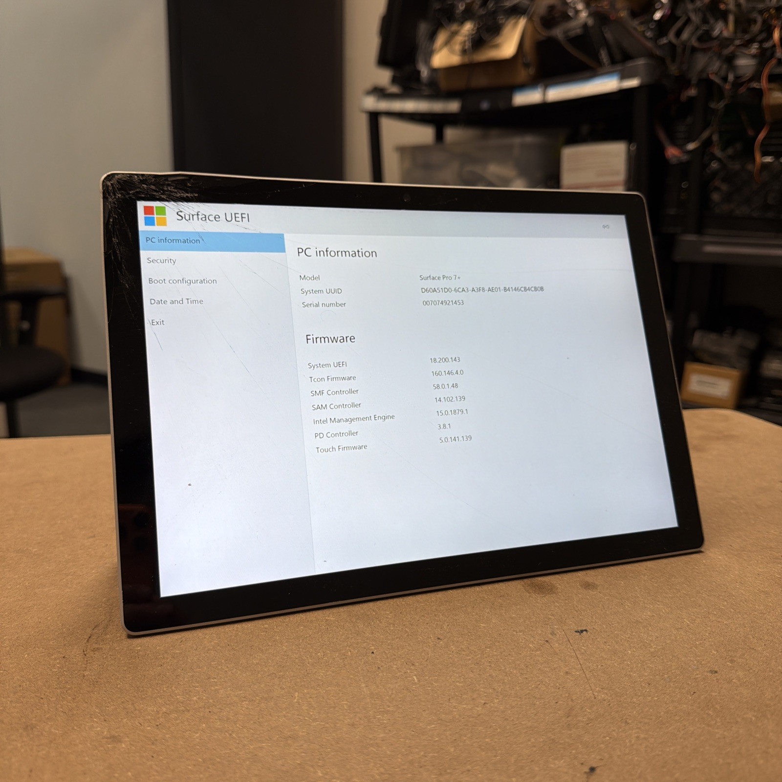 *CRACKED Microsoft Surface Pro 7 Plus 1960 Intel i5-1135G7 8 GB RAM 128GB SSD