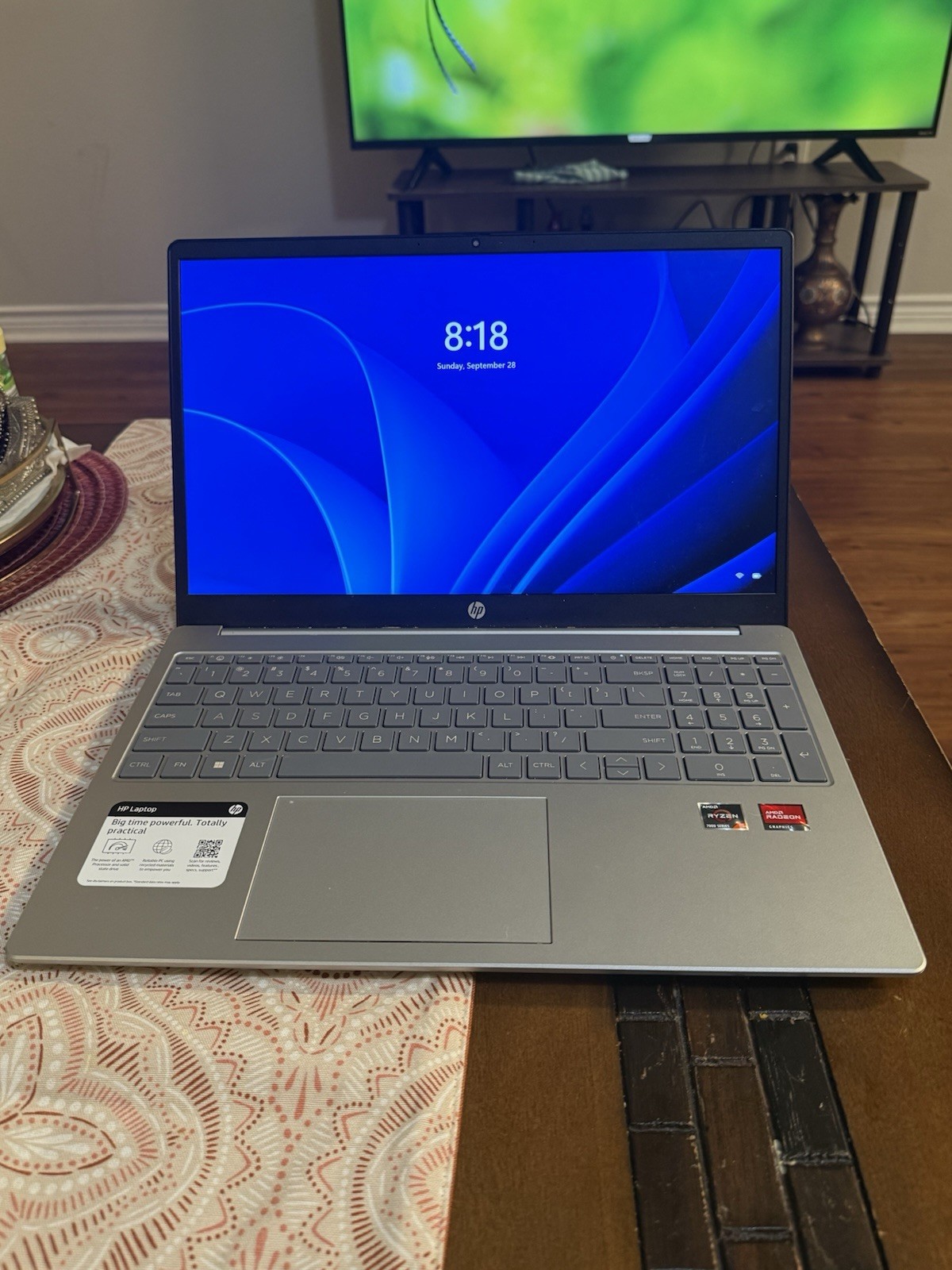 Silver HP Laptop 15, AMD Ryzen 5 7520U, 16GB DDR4 RAM, 256GB SSD, 15.6”, Win 11
