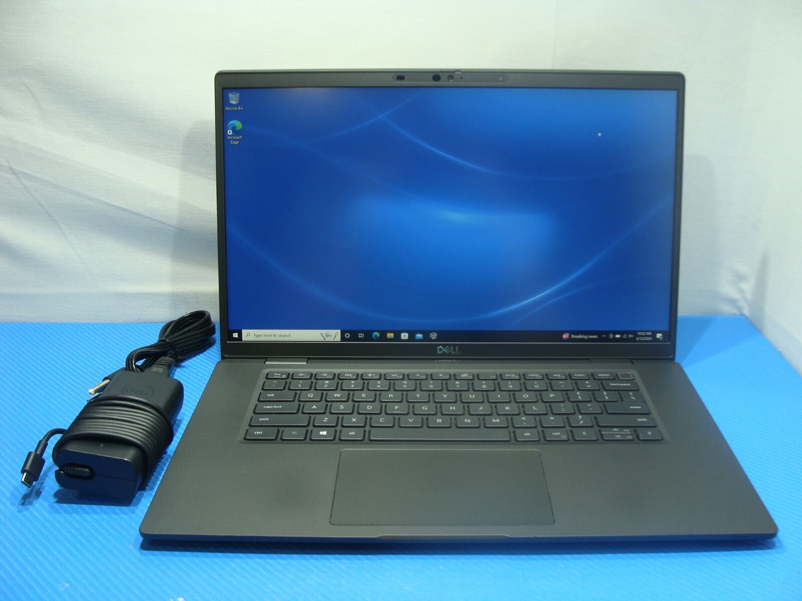 Dell Latitude 7520 15.6″ FHD Intel i7-1185G7 3GHz 16GB 256GB +Charger Win 10 Pro