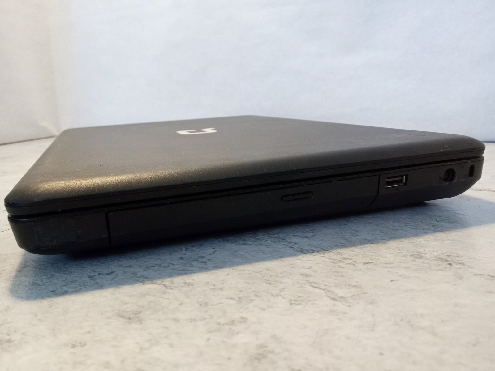 Compaq Presario CQ56-129NR 15.6″ Laptop AMD V140 2.30GHz *READ* -FM