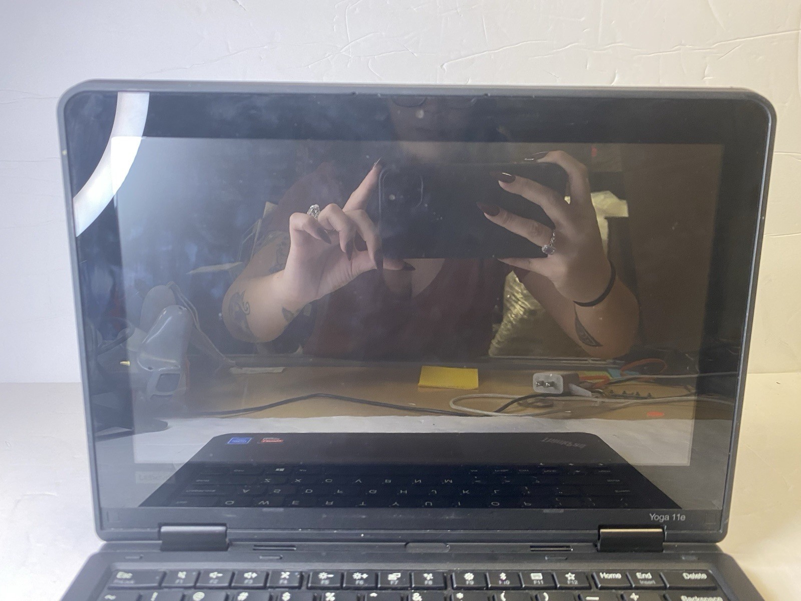 Lenovo ThinkPad Yoga 11e 11.6in 2 in 1 flip TouchScreen Windows 10