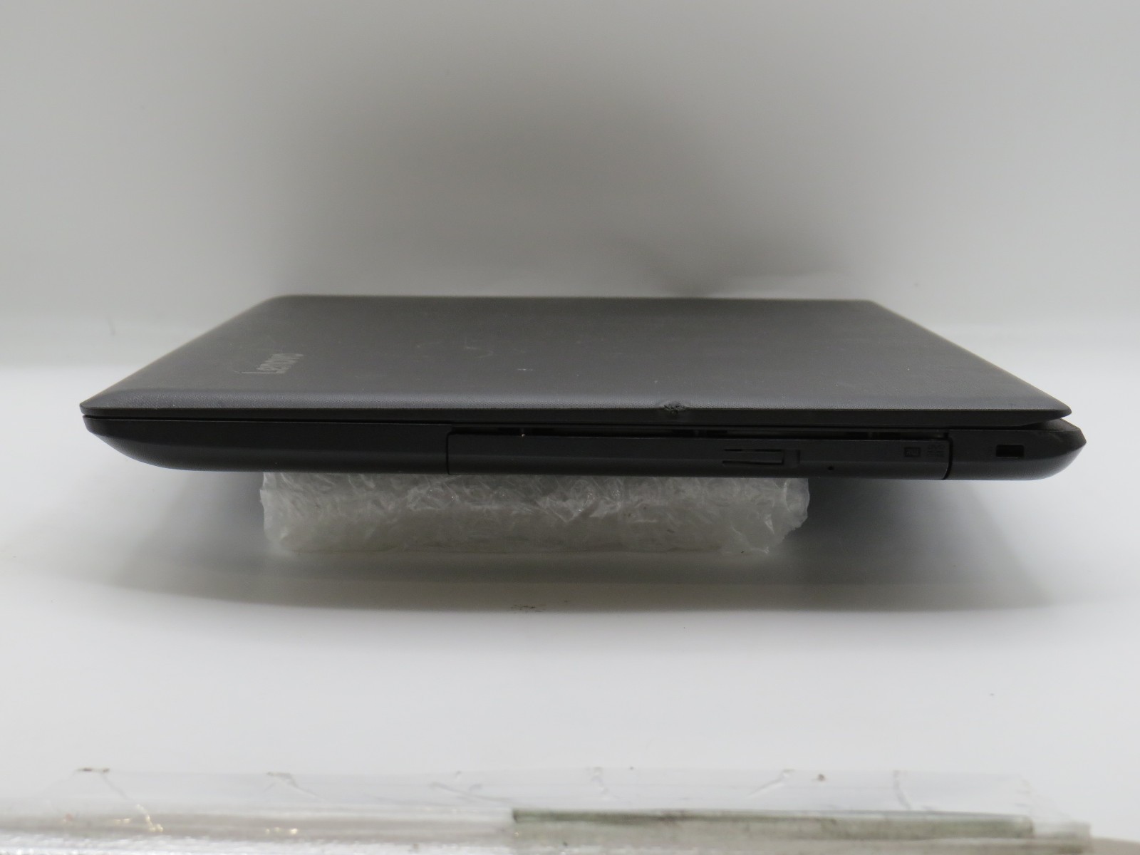 Lenovo Ideapad 110 Pentium 3710 @ 1.6 4GB DDR3 256GB SSD 15″ No OS
