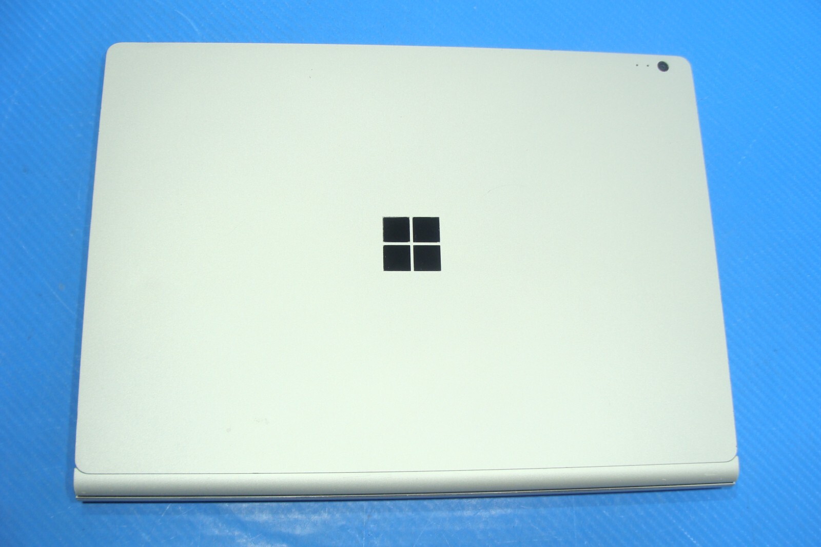 Microsoft Surface Book 2 1832 13.5″TOUCH i5-7300U 2.6GHz 8GB 256GB +Charger