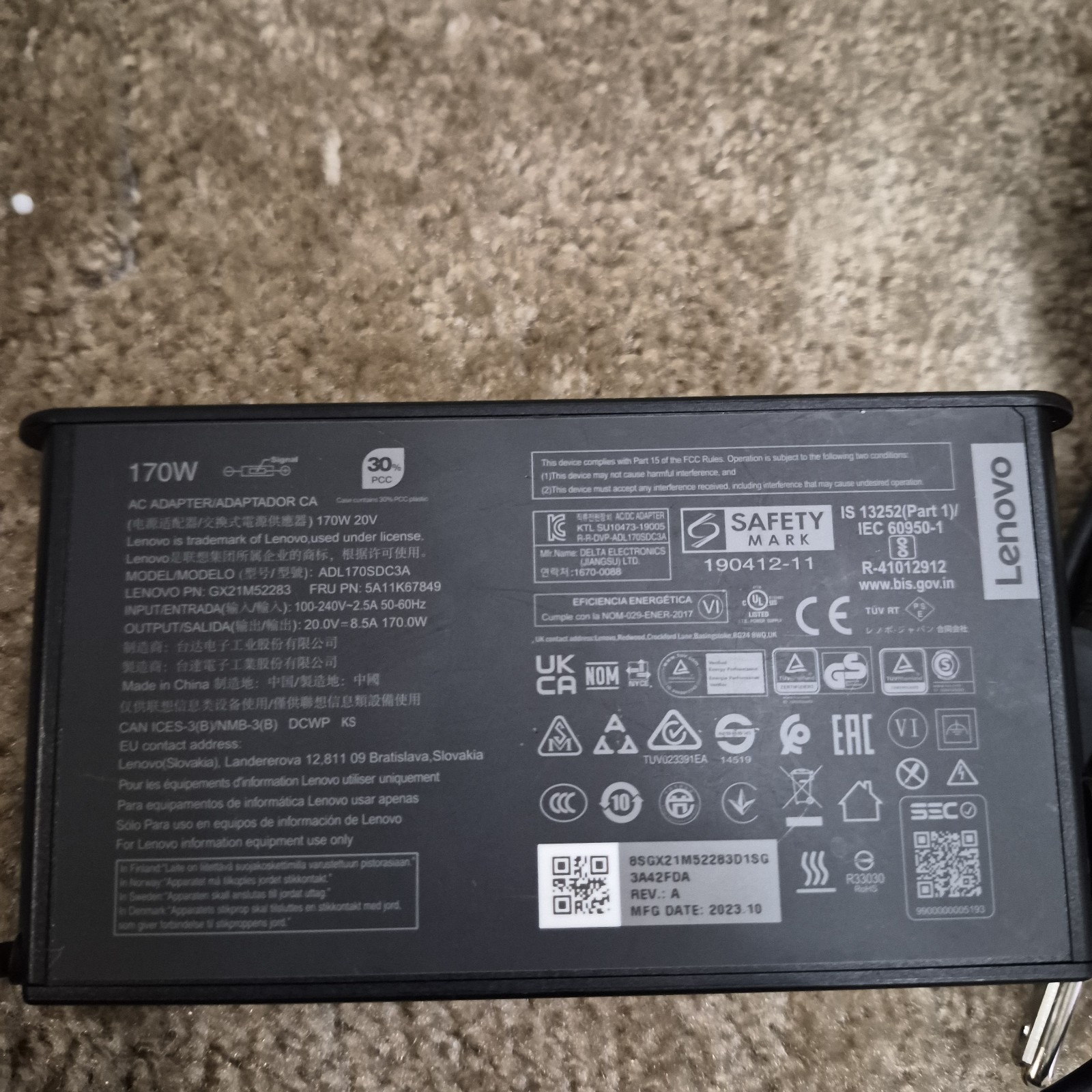 Lenovo ThinkPad X1 Extreme Gen 3 15.6 FHD i9-10885H 32GB Ram 1TB SSD GTX 1650 Ti