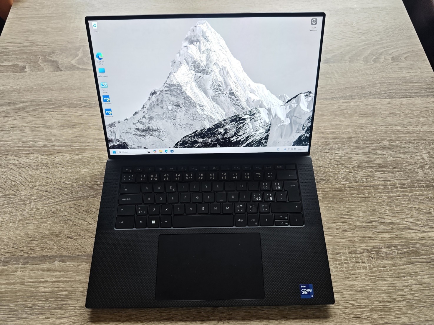 Dell Precision 5560 i7-11850H 16GB 512GB Nvidia A2000 4GB
