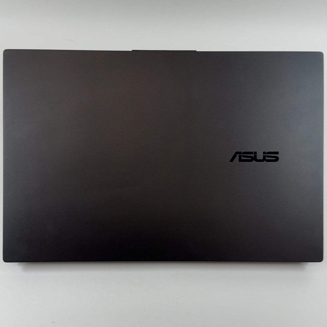 Asus Vivobook Pro 15 Q543M 15.6″ Core Ultra 9 185H 24GB RAM 2TB SSD RTX 3050