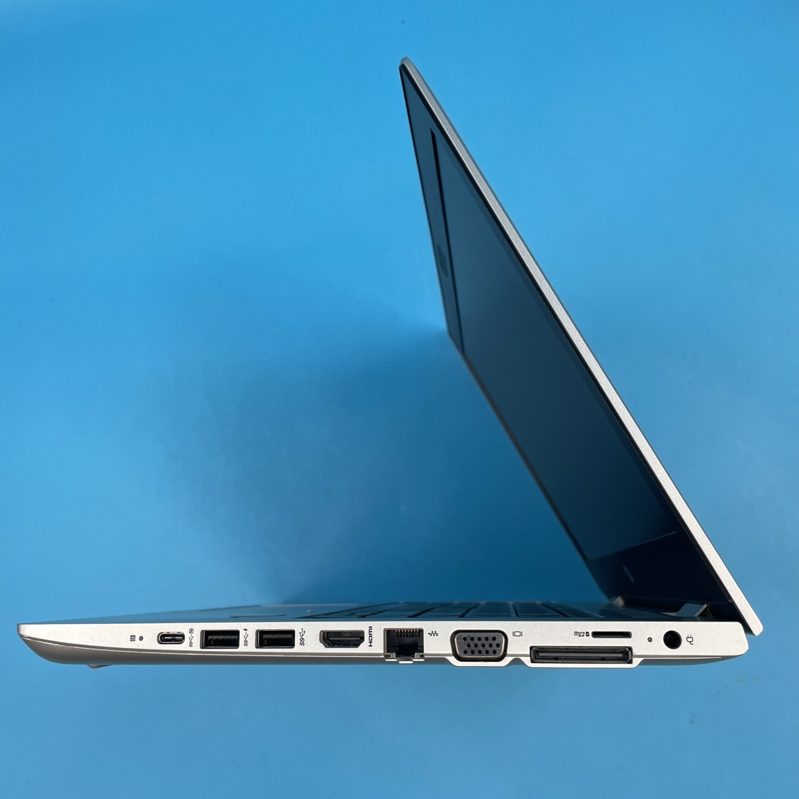 HP ProBook 640 G5 | i7-8565U | 8GB RAM | 256GB SSD | WIN 11 PRO | 100% BATT