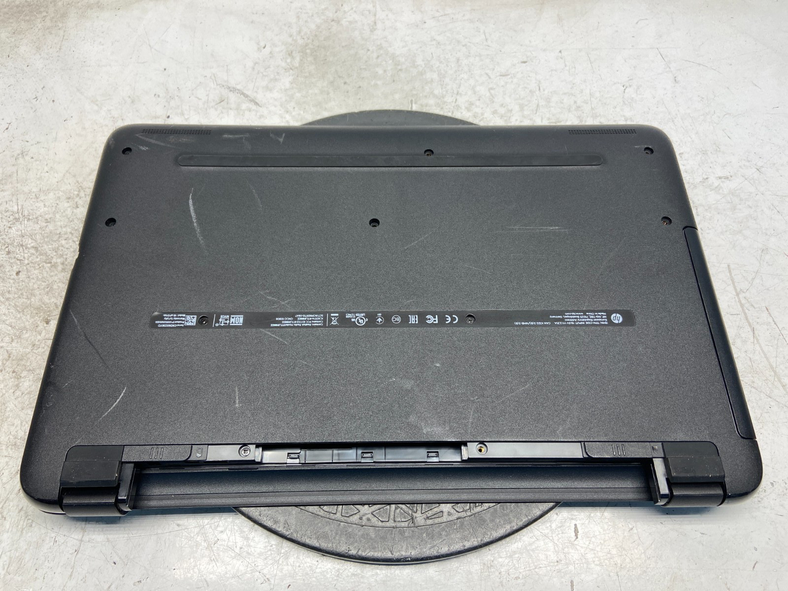 HP 15-AF131DX AMD A6-5200 2000MHz 4 GB NO HDD – READ